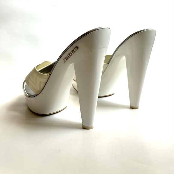 Versace Clogs - Picture 3 of 9